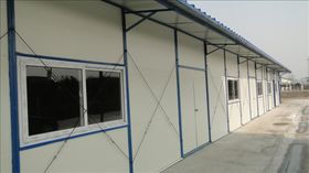 彩钢 现代建筑的多彩守护者